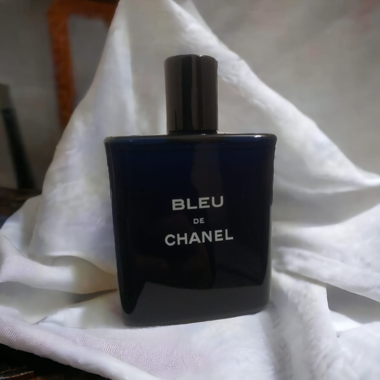 Perfume with free gift body spry